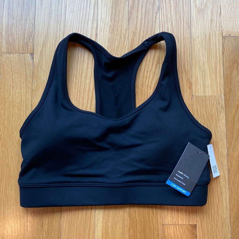 NWT sports bra